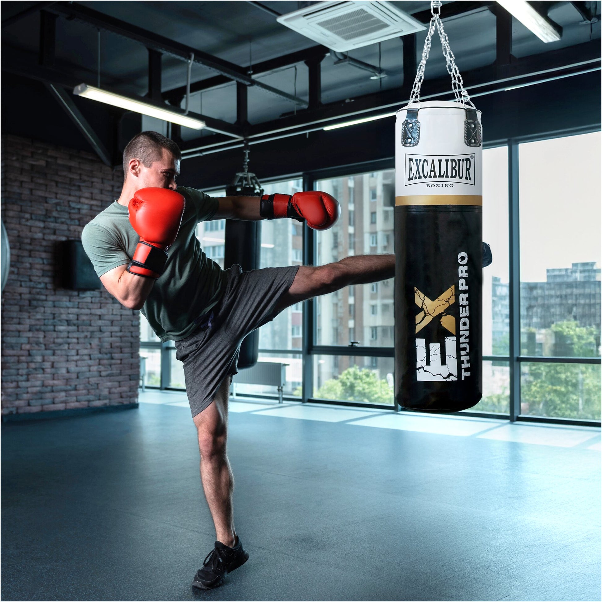 Boxsack THUNDER PRO aus Kunstleder 120 cm - Gorilla Sports DE